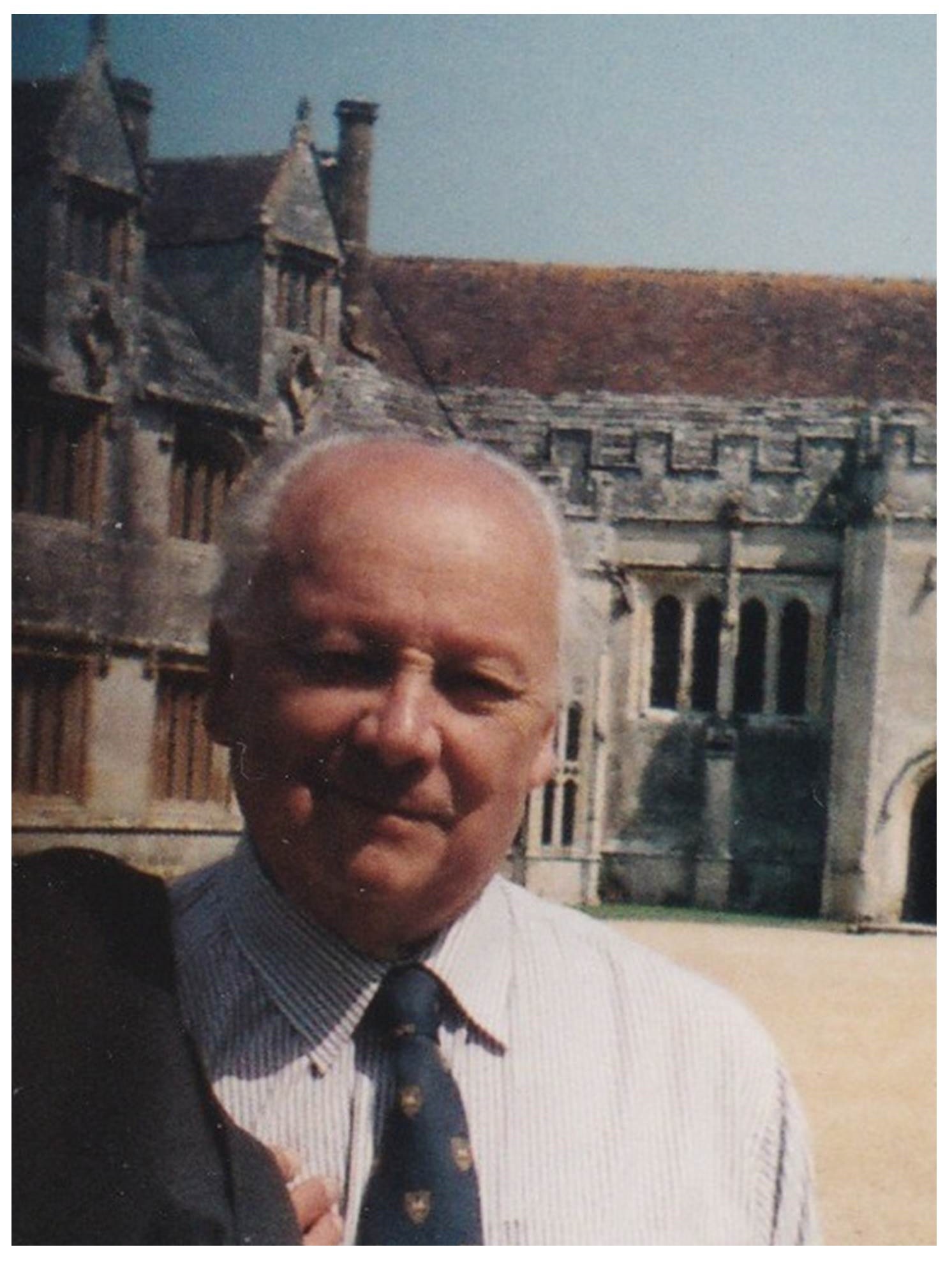 Dr Ken Coombe (2025-2020)