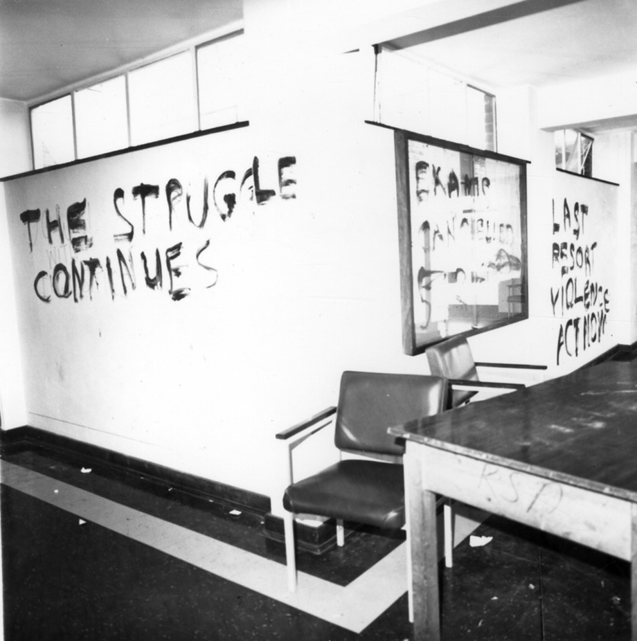 Student protest at the Indian University College (the precursor to the University of Durban Westville) c. 1960s. Source: SP Olivier Collection, No: 1152/630. University of KwaZulu-Natal.