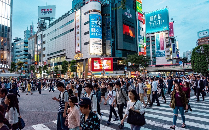 Figure 1 busy Tokyo © Sofia Terzoni, Pixabay